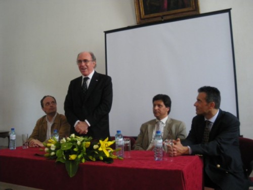Reitor da Universidade do Porto na sessão de abertura