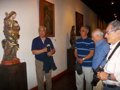 antando a antífona "O Sapientia"