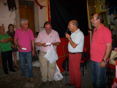 Entrega de lembranças ao Presidente da Junta.